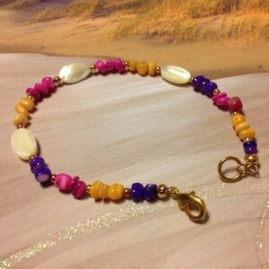 ARTISAN Mother Of Pearl  multi colored Bracelet NWOT